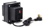 Transformador De Voltaje 220v A 110v Para Equipos De 750w Negro