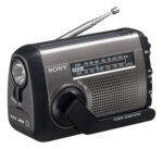 Radio Portatil Sony Power Bank Am/fm Carga Solar Linterna