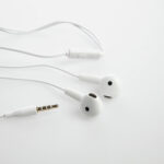 Auricular Manos Libre Diseño Moderno In Ear Con Microfono - Image 2