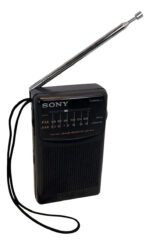 Radio Portatil Sony Am Fm Compacta Pilas Facil Uso Practica - Image 3