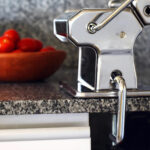 Maquina Para Pastas Metalica Con Abrazadera - Imagen 3